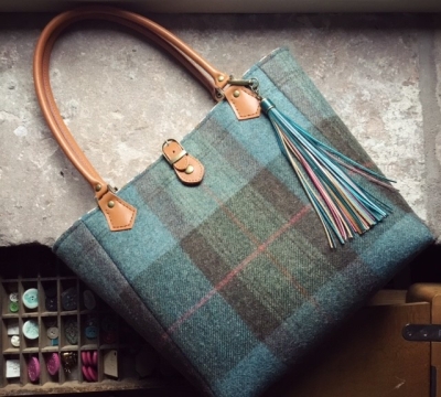 Hole House Bag Making  ""The Leather Handled Tote"" ~ with Emma Redfern