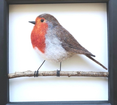 'Needle Felted Garden Birds ~ 'The Robin'  with Helen Hammond  (low relief)